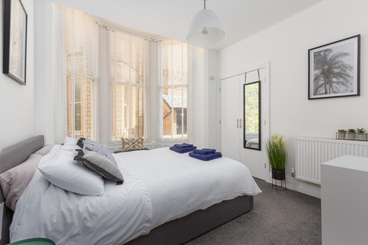 Charles Alexander Short Stay - Clifton Drive Beach Retreat ลิธึม เซนต์ แอนน์ส ภายนอก รูปภาพ